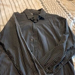 Men’s XL dress shirt